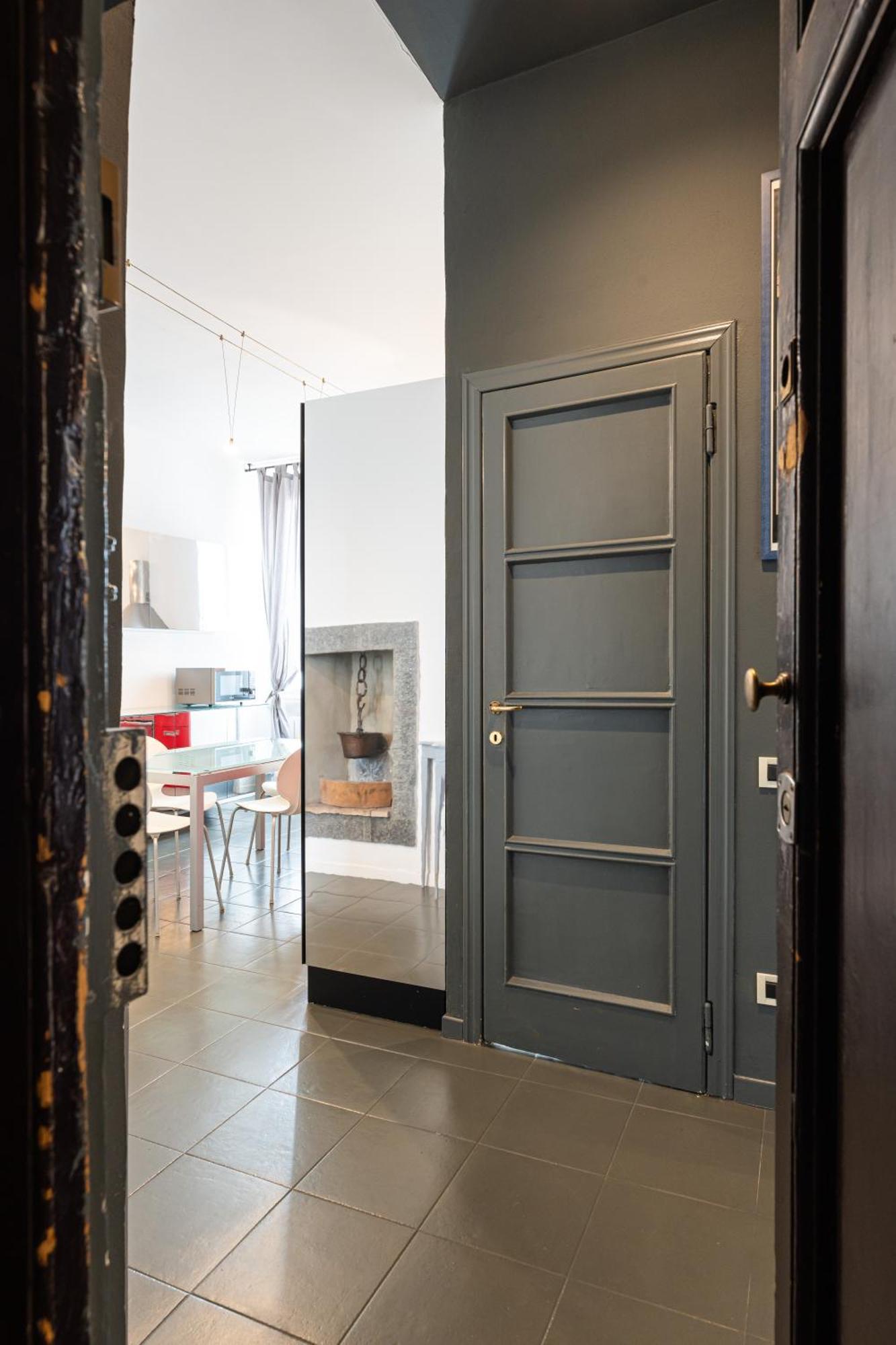 Spacious Onebedroom Navigli - Mirable Pm Milan Bagian luar foto