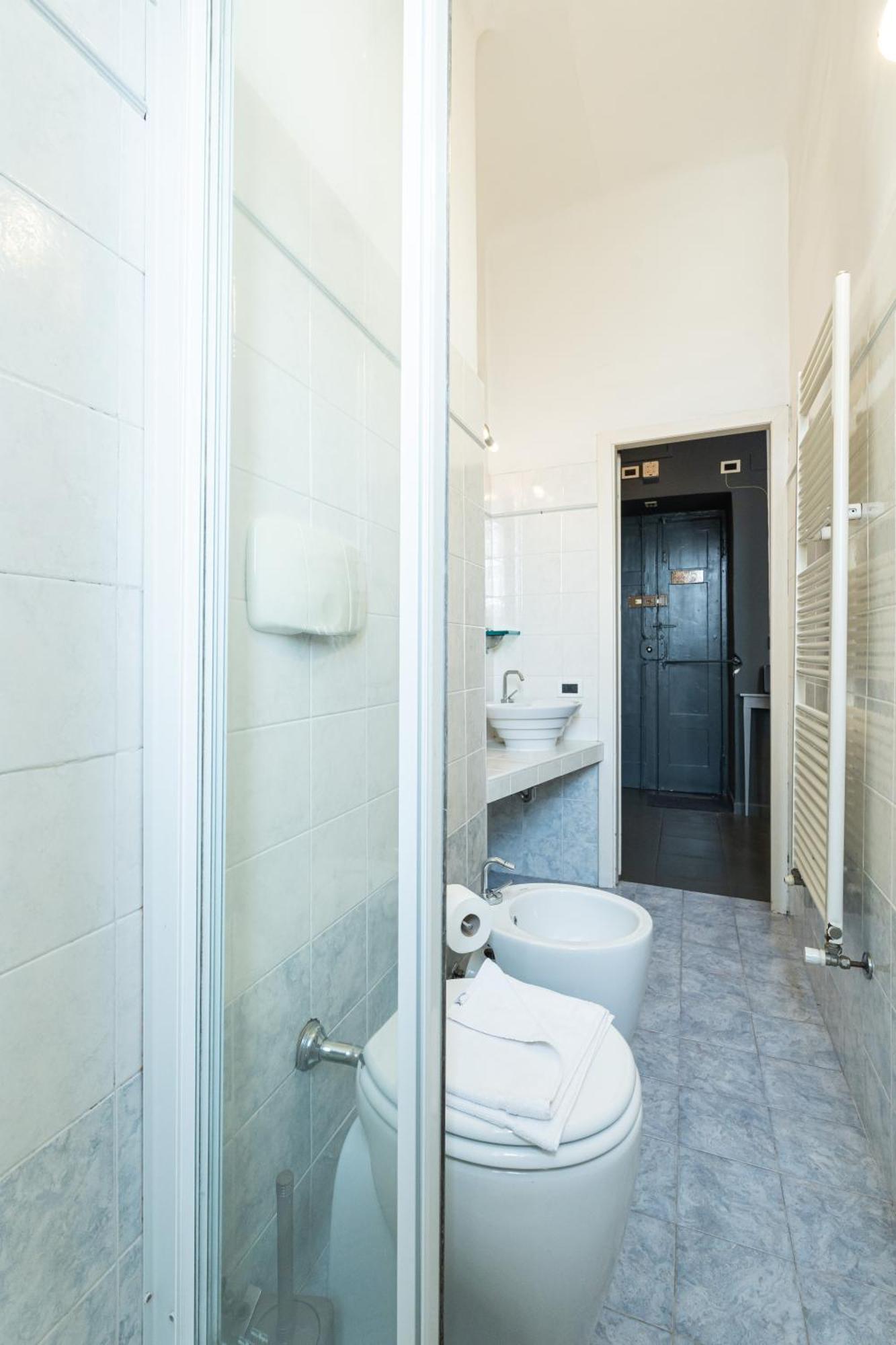 Spacious Onebedroom Navigli - Mirable Pm Milan Bagian luar foto