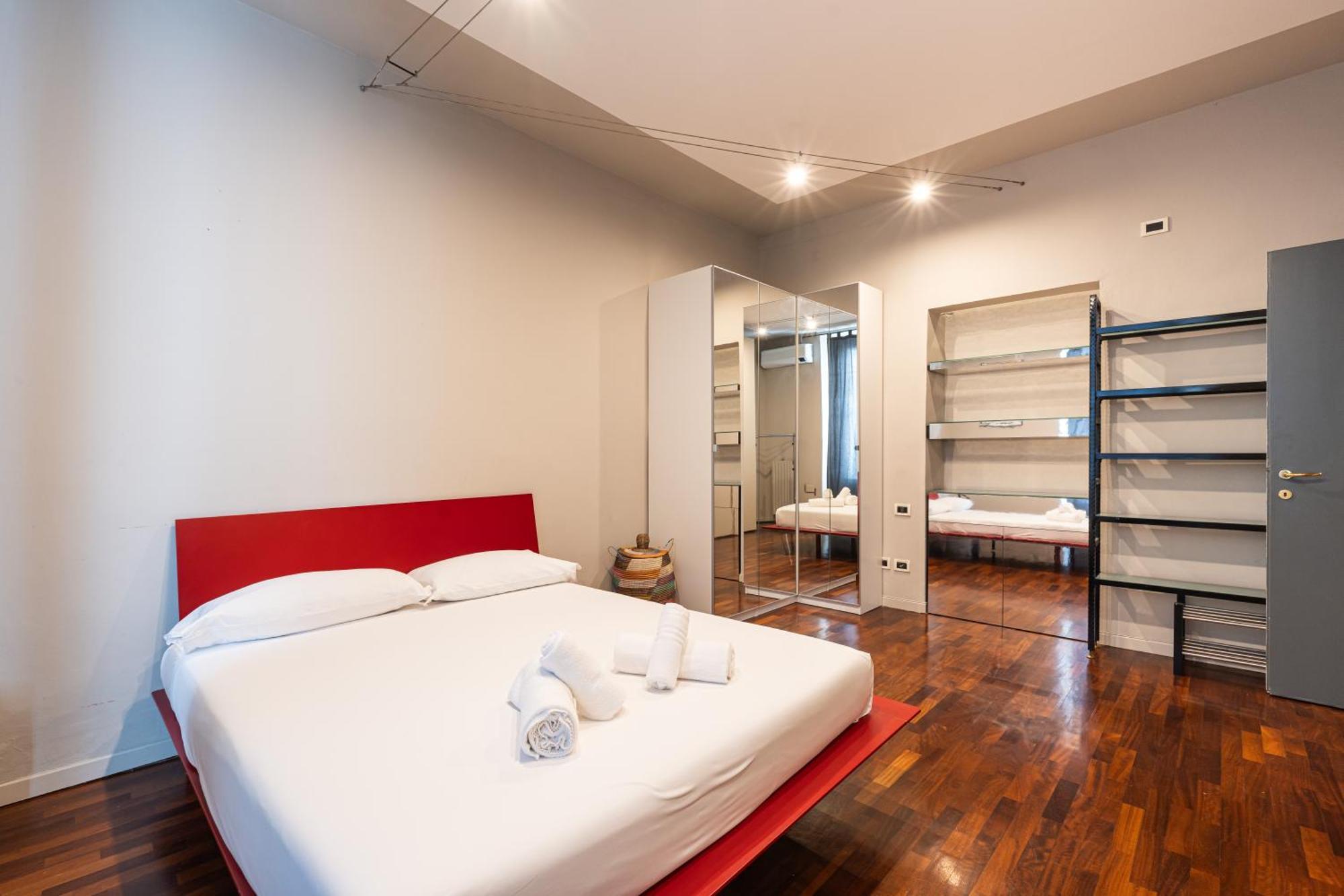Spacious Onebedroom Navigli - Mirable Pm Milan Bagian luar foto