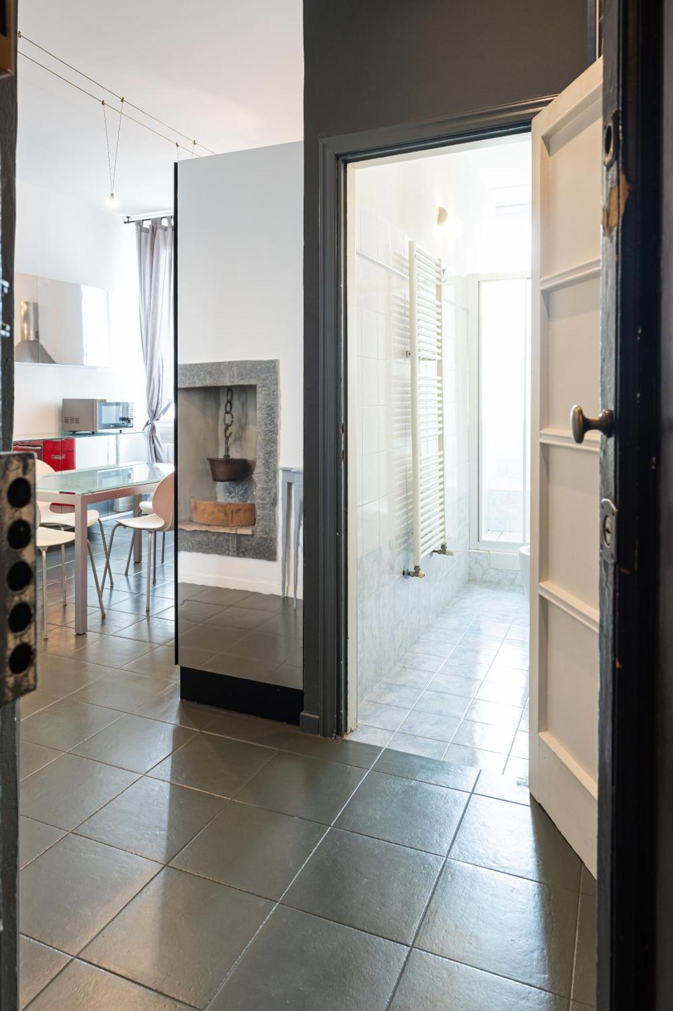 Spacious Onebedroom Navigli - Mirable Pm Milan Bagian luar foto